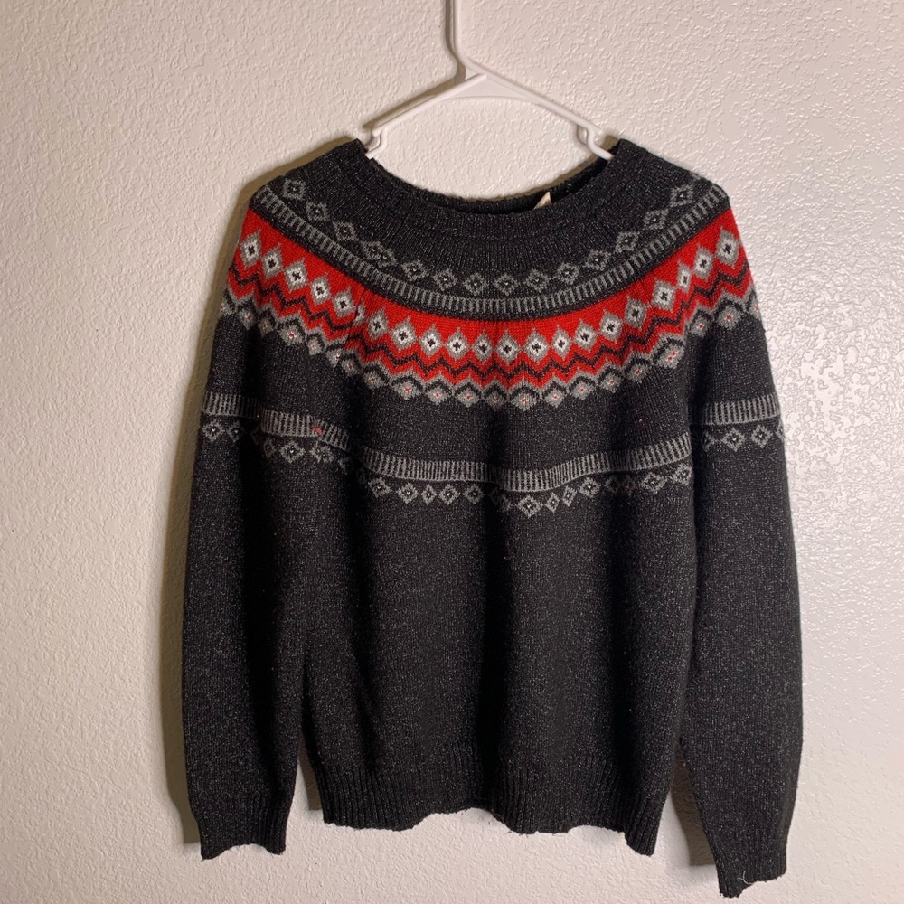 Red,grey,black crew neck
